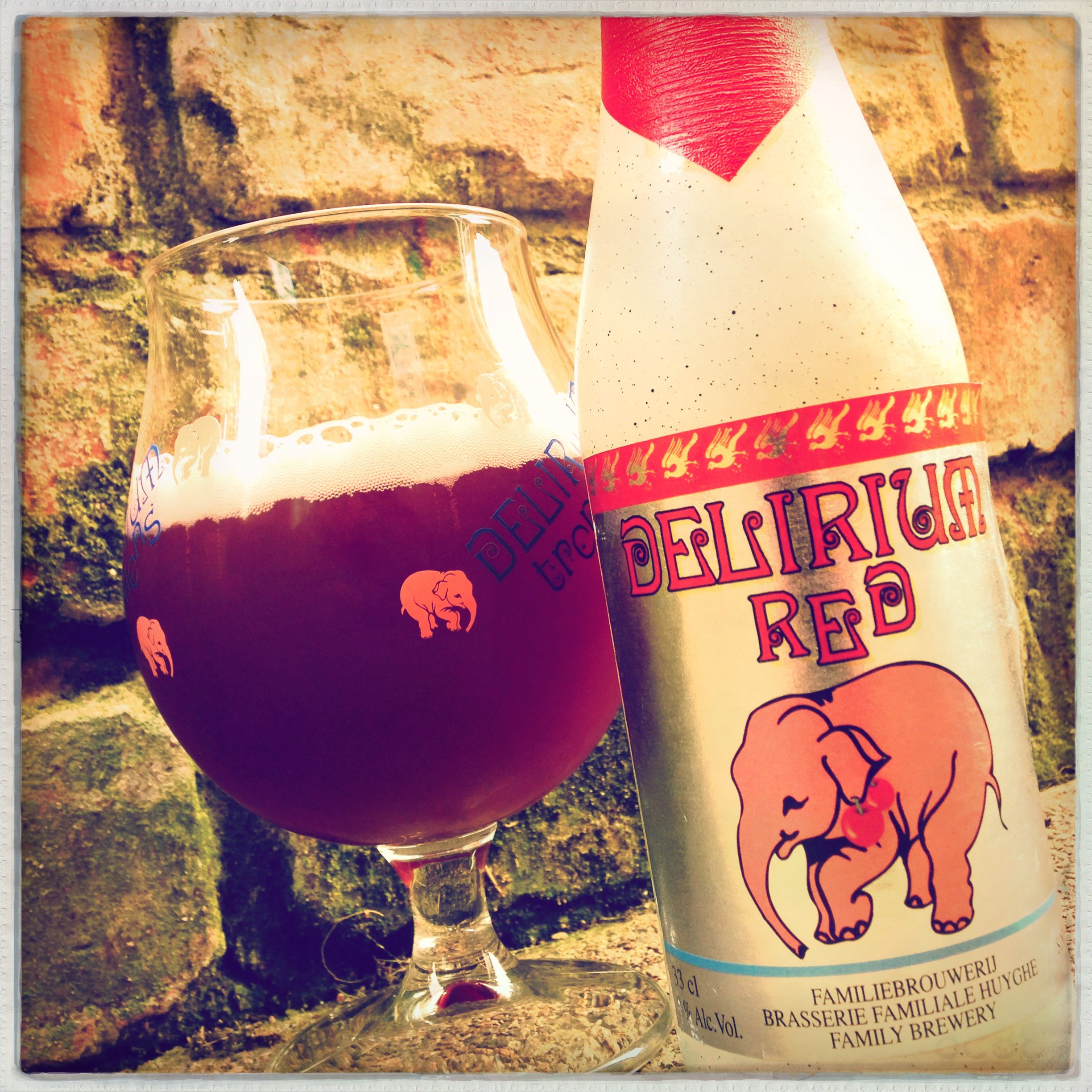 Bia con voi Delirium RED 8% - 330ml (Bỉ)